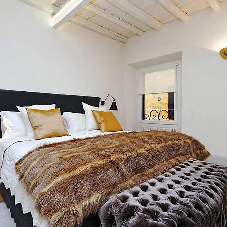 Luxury Charme Between Pantheon And Spanish Steps Рим Екстер'єр фото