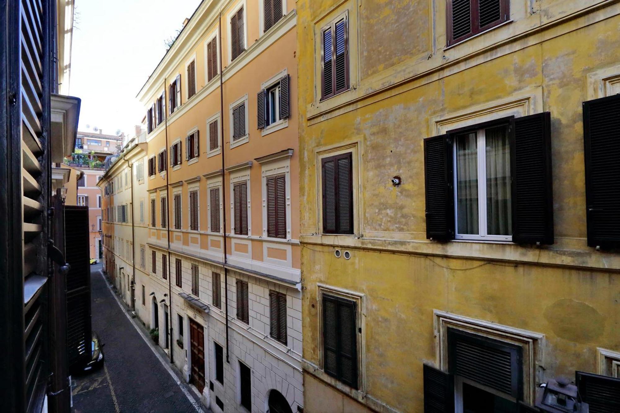 Luxury Charme Between Pantheon And Spanish Steps Рим Екстер'єр фото