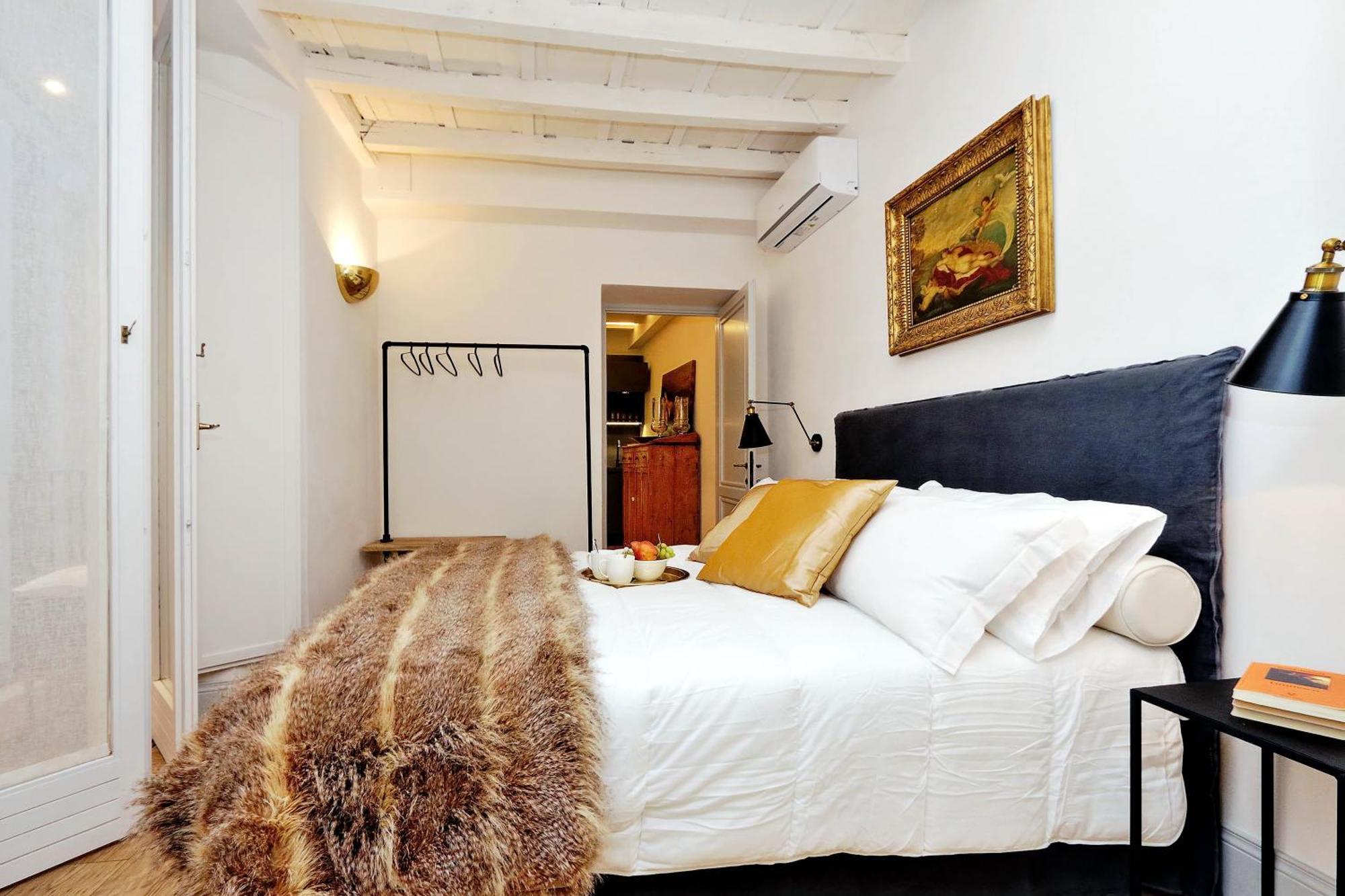 Luxury Charme Between Pantheon And Spanish Steps Рим Екстер'єр фото